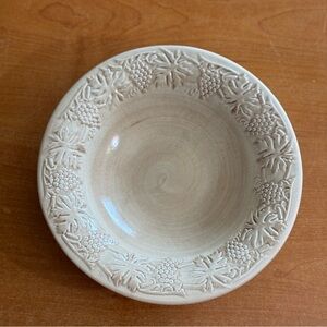 Vintage‎ embossed, grape linen and bone serving bowl